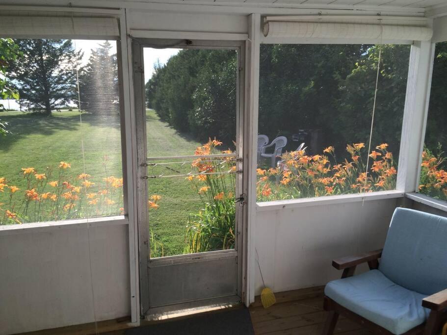 Inn At The Isles Cottage Isle la Motte Bagian luar foto